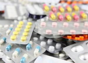 Azərbaycanda hemofiliyalı xəstələrin dərmanlarla təminatında problemlər yaranıb