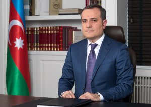 Ceyhun Bayramov: Bu il rekord sayda abituriyent tələbə adını qazanıb