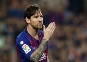Messi “Barselona”dan gedir