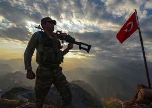 Türkiyə ordusu PKK-ya qarşı əməliyyat keçirib