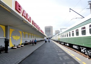 Bayram günlərində dəmir yolu ilə hər gün əlavə 1000-ə yaxın sərnişin daşınıb