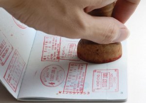 Azərbaycanda əcnəbilər üçün ÇOXDƏFƏLİK GİRİŞ VİZASINA görə rüsum qaydası dəyişdi