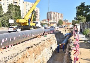Yeni Günəşlidə magistral su xətti çəkilir