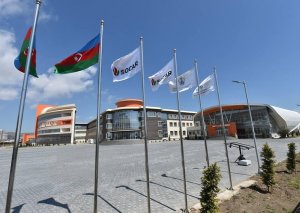 Bakı Ali Neft Məktəbinə qəbul planı 100 faiz dolub