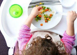 Uşaqların inkişafı üçün lazım olan 10 qida