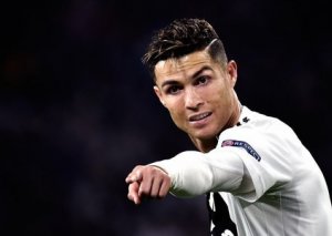Ronaldunun het-triki "Yuventus”a böyük hesablı qələbə qazandırıb