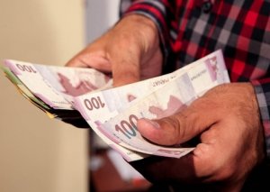 Nazirlik: Minimum əməkhaqqının artırılmasına dair təkliflər hazırlanacaq