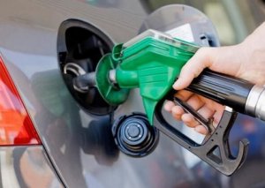 SOCAR: Şəxsi avtomobillərə benzin satılmayacağı barədə məlumatlar yalandır