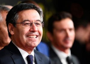 “Maaşların azaldılmasını Messi istədi”