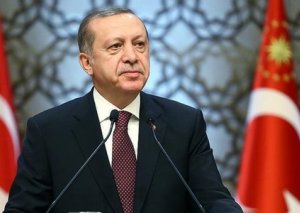 Ərdoğan Türkiyədə 17-19 aprel tarixlərində 48 saatlıq komendant saatı elan edib