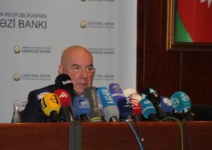 AMB sədri: "Bağlanan banklarda 211 mln. manatlıq ipoteka kreditləri var"