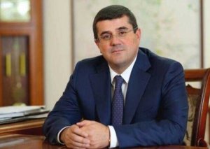 Araik Arutyunyanın “hökumət"ində kimlər var?