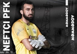 "Neftçi" qapıçısı ilə müqavilə müddətini uzatdı - RƏSMİ