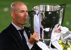 Zidandan çempionluq şərhi
