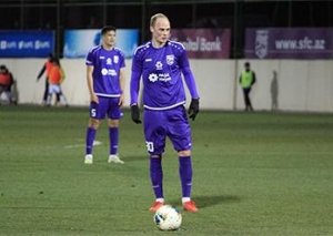 "Sumqayıt"la daha bir futbolçusu ilə müqaviləni yenilədi