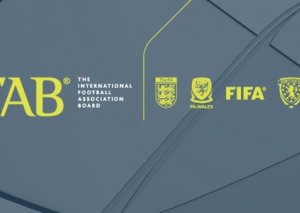 Azərbaycan klublarının diqqətinə: IFAB yeni qaydaları təsdiqlədi