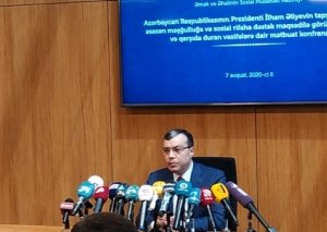 Nazir avqustda 190 manat verilməsinin detallarını açıqladı
