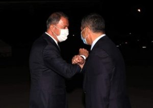 Hulusi Akar hərbi heyətlə Azərbaycanda səfərdədir