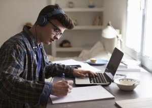 Ali məktəblərə ixtisas seçimi başlayıb