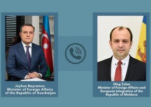 Azərbaycan və Moldova XİN başçıları arasında telefon danışığı olub