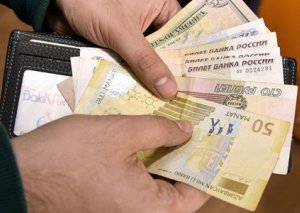 Rublun ucuzlaşması Azərbaycana üç istiqamətdə təsir edəcək