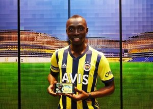 "Fənərbağça" afrikalı hücumçu transfer edib