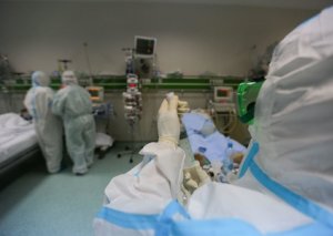 Koronavirus təhdidi səngimir: