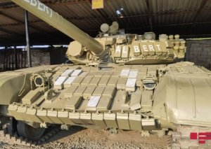Azərbaycan Ordusunun düşməndən götürdüyü tanklar təmirdən sonra yenidən döyüşə göndərilir - FOTO