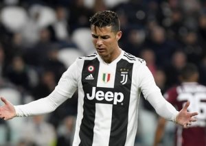Ronaldu komanda yoldaşlarına hörmətsizlikdə günahlandırıldı