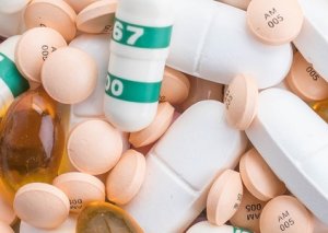 Xəstəlik zamanı hormonların qəbulunu dayandırmaq lazımdırmı?