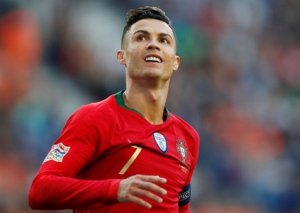Ronaldu 102-ci qolu ilə azərbaycanlı futbolçunun rekorduna yaxınlaşdı