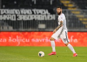 Monteneqrolu futbolçu: "Azərbaycana yaxşı qol fürsətləri verdik"
