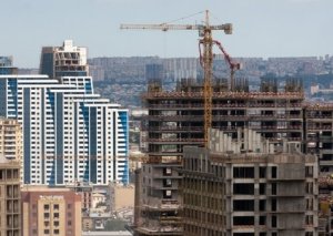On ayda əsas kapitala 11,5 milyard manatdan çox vəsait yönəldilib
