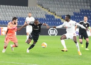 “Qarabağ” antirekordunu yeniləyib