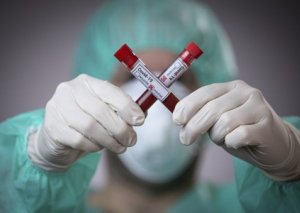 Koronavirus amansız əzrayıl rolunda -