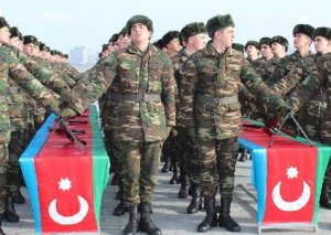 Müdafiə Nazirliyi bir qrup hərbçinin tərxisi ilə bağlı vətəndaşlara müraciət edib