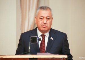Vahid Əhmədov: “Azərbaycan bankları şəhid ailələrinə güzəştə getməlidir”