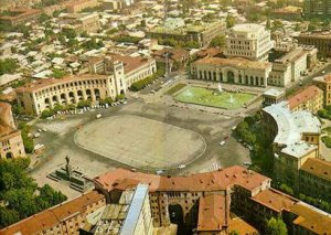 Ermənistan 2020-ci ili nokaut vəziyyətində başa vurur - İqtisadçı