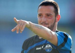 Almaniyalı futbolçu cinayətkar təşkilat qurduğu üçün saxlanıldı