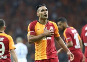 Fatih Terim Radamel Falkao və Mbaye Dianın satılmasını istəyib