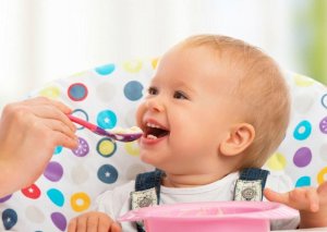 Körpələrdə qidalanma və yuxu rejiminin qaydada olması, həzm sistemində rahatlıq nələrə təsir edir?