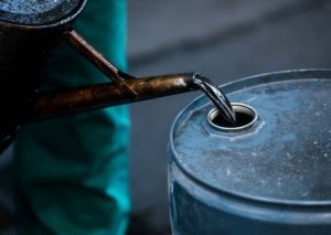 Küveytdə yeni neft yataqları kəşf edildi