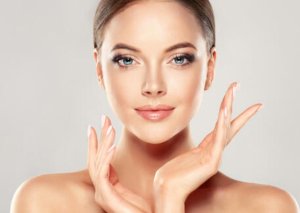 Üz dərisinə zərərli qidalar hansılardır?