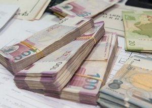 Azərbaycanda ötən il maaşlar bu qədər artıb