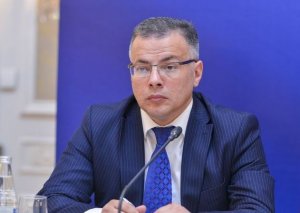 Azərbaycanın bank sektorunda kifayət qədər pul var - Vüsal Qasımlı