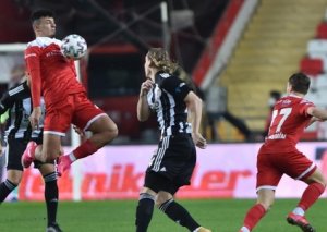 “Beşiktaş” “Antalyaspor”la bacarmadı