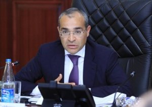 Mikayıl Cabbarov: “Aktiv vergi ödəyicilərinin sayı 24 %-dən çox artıb”