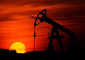 Azərbaycan neftinin qiyməti 62 dolları ötüb