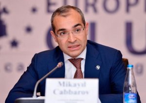 Mikayıl Cabbarov iqtisadi inkişafın prioritet istiqamətlərini açıqlayıb