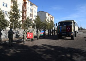 Qarsda Qış təlimində iştirak edən hərbçilərimiz Azərbaycana qayıdıb